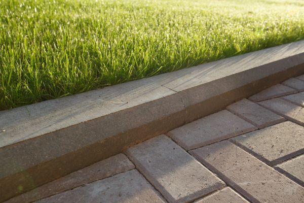 Lawn Edging Replacement in Sun City West